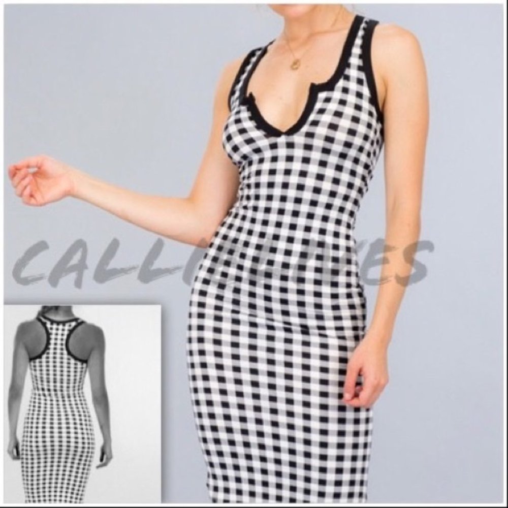 Callie Gingham Style Blush Pink Bodycon Midi Dress - Picture 3 of 6
